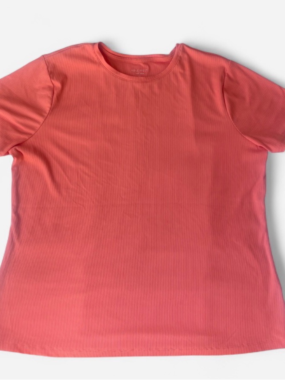 Nine West Coral Short Sleeve Crewneck Tee